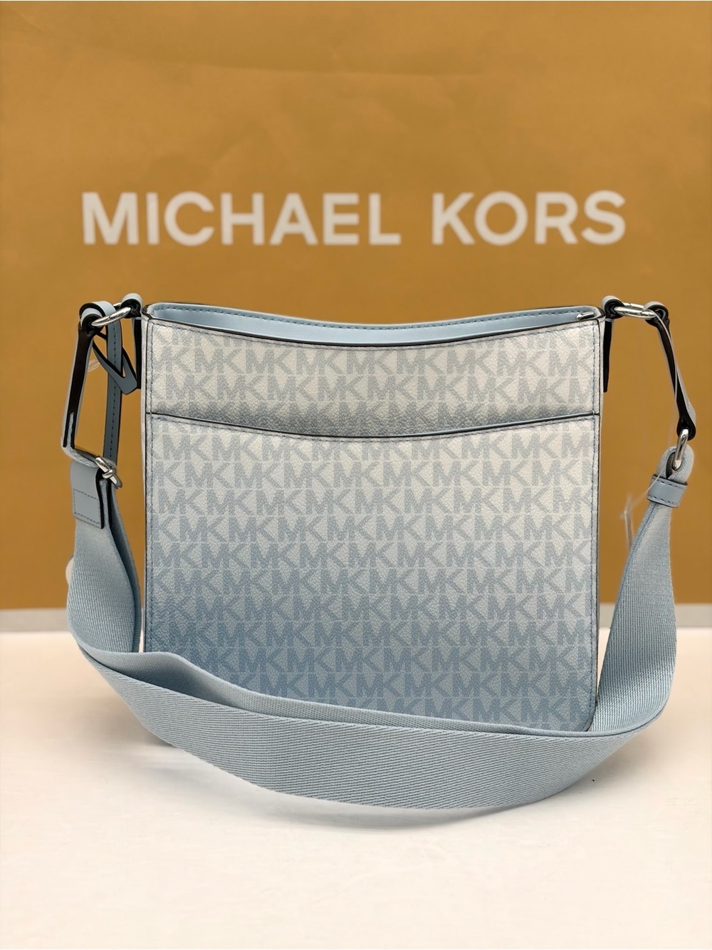 Michael Kors Light Blue Ombré MK Signature Crossbody - Picture 4 of 15